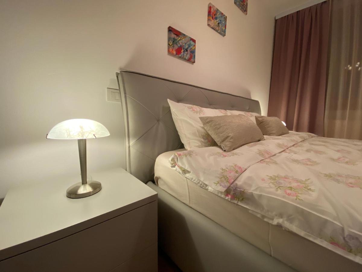 Central Apartment Timisoara Luaran gambar